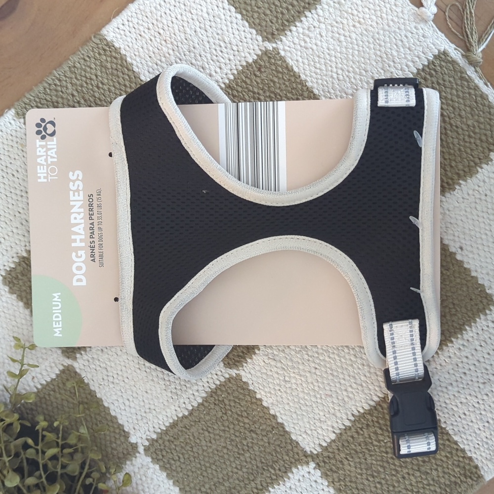 NWT Dog Harness - Medium